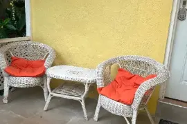 Super sized Apt. Fully furnished