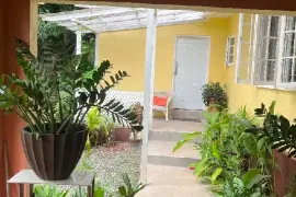 Super sized Apt. Fully furnished