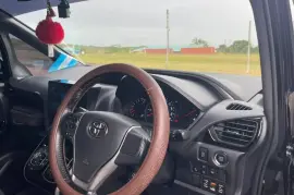 2018 Toyota Voxy