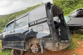 Toyota Voxy scrapping