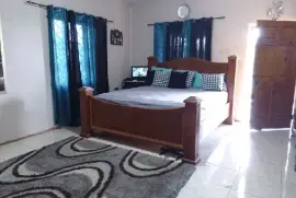 8 Bedrooms 5 bathrooms Home