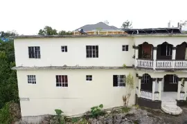 8 Bedrooms 5 bathrooms Home