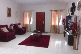 8 Bedrooms 5 bathrooms Home