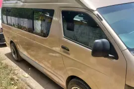 2009 Toyota Hiace