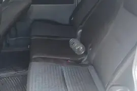 Toyota Voxy 2010