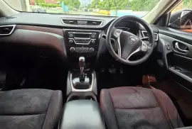 2016 NISSAN XTRAIL