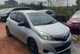 2013 Toyota Vitz