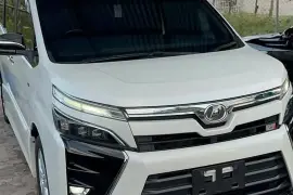 2018 Toyota Voxy