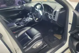 Porsche Cayenne Platinum Edition 2018