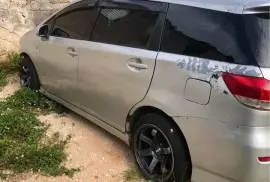 2010 Toyota Wish💕