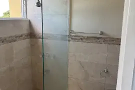 2 Bedrooms, 2 Bathrooms Apartment