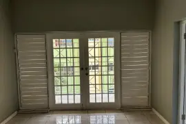 2 Bedrooms, 2 Bathrooms Apartment