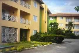2 Bedrooms, 2 Bathrooms Apartment