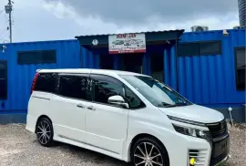 2014 Toyota Voxy
