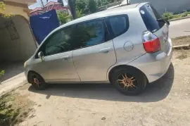 2004 Honda Fit