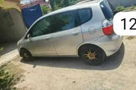 2004 Honda Fit