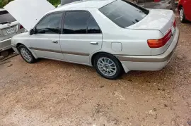 2001 TOYOTA CORONA