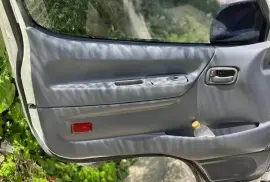 2000 Hiace
