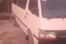 2000 Hiace