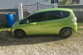 Honda Fit Hybrid 2012