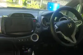Honda Fit Hybrid 2012
