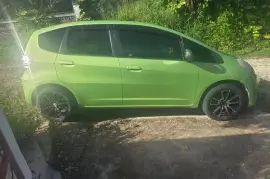 Honda Fit Hybrid 2012