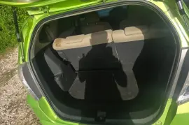 Honda Fit Hybrid 2012