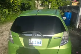 Honda Fit Hybrid 2012
