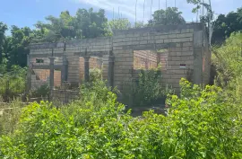1/4 acres of land