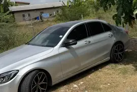 C200, 2018 Mercedes Benz