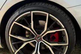 C200, 2018 Mercedes Benz