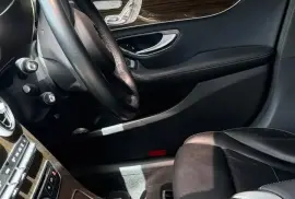 C200, 2018 Mercedes Benz