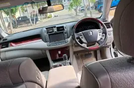2012 Toyota Crown Royal Saloon 