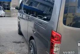 Nissan Caravan NV350
