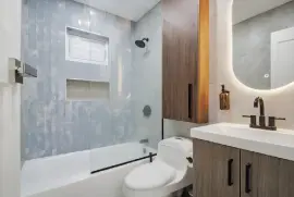 2 Bedrooms 1 Bathroom Apartment