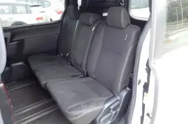 Toyota Esquire 2017
