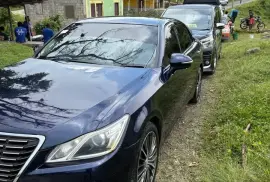 2013 Toyota Crown
