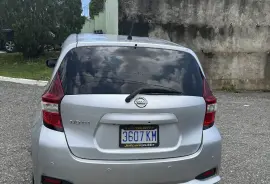 2017 silver Nissan note 