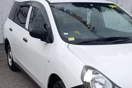 2016 Nissan AD Wagon