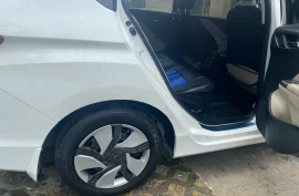 Honda Grace Sport/Hybrid 2015
