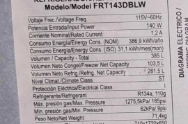 Frigidaire 14cu fridge. Plz READ Description.