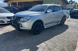 2017 Mitsubishi l200