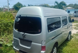2012 Nissan caravan