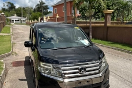 2015 Honda Stepwagon Spada