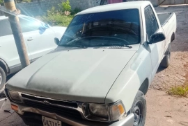 1991 Toyota pick up