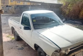1991 Toyota pick up