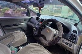 Mitsubishi Grandis 2005 no title