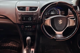 2015 SUZUKI SWIFT