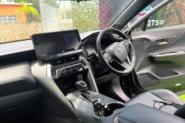 2020 Toyota Harrier Z (Hybrid)