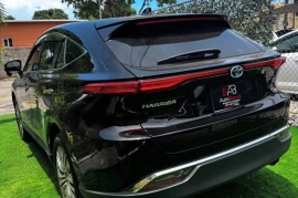 2020 Toyota Harrier Z (Hybrid)